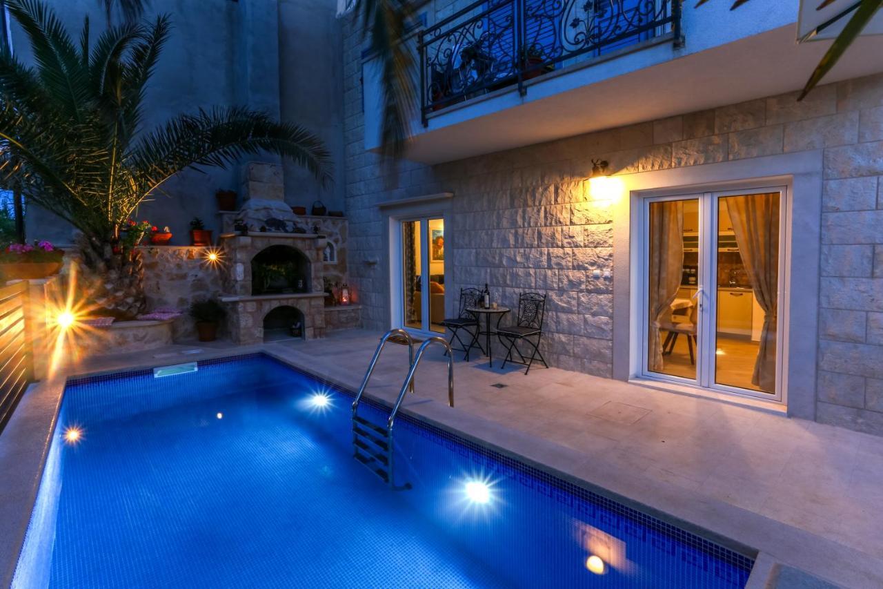 Villa Capitis In The Center- Luxury Apartment With Swimming Pool Hvar Town Esterno foto