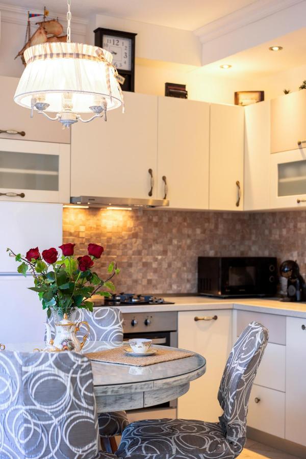 Villa Capitis In The Center- Luxury Apartment With Swimming Pool Hvar Town Esterno foto