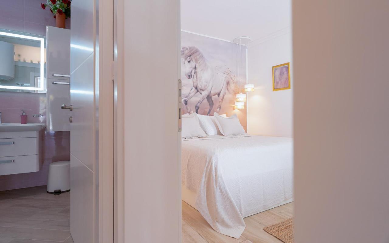 Villa Capitis In The Center- Luxury Apartment With Swimming Pool Hvar Town Esterno foto
