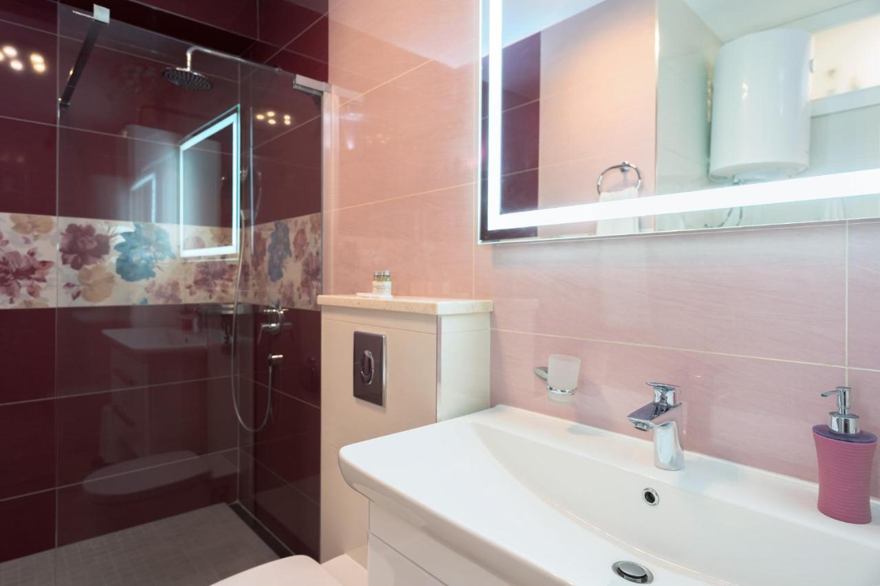 Villa Capitis In The Center- Luxury Apartment With Swimming Pool Hvar Town Esterno foto