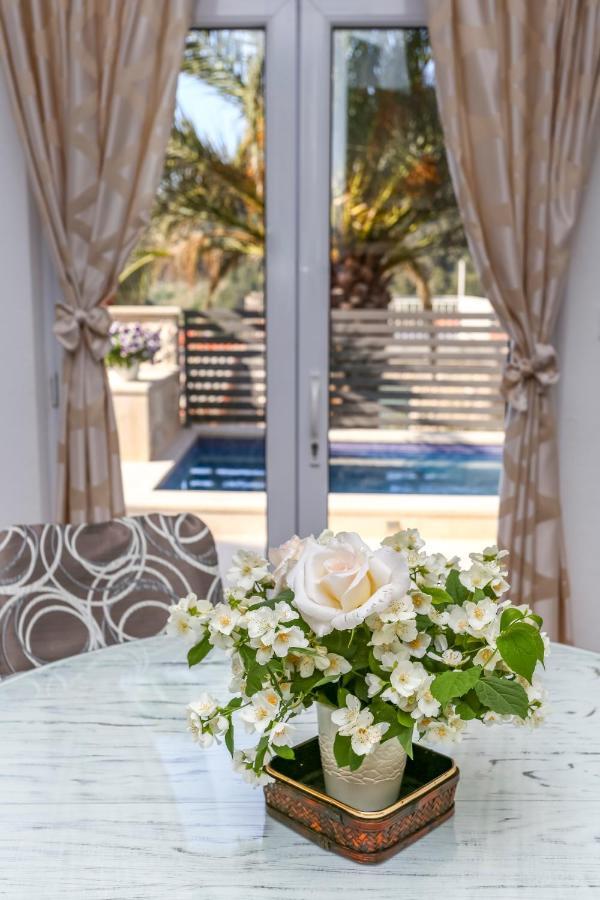 Villa Capitis In The Center- Luxury Apartment With Swimming Pool Hvar Town Esterno foto